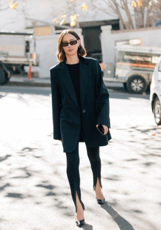 Como usar legging: look todo preto. Blog de moda feminina.